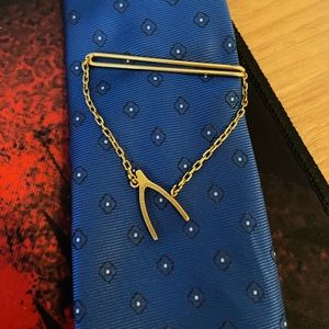 Swank vintage wishbone good luck lucky pendant tie bar clip clasp